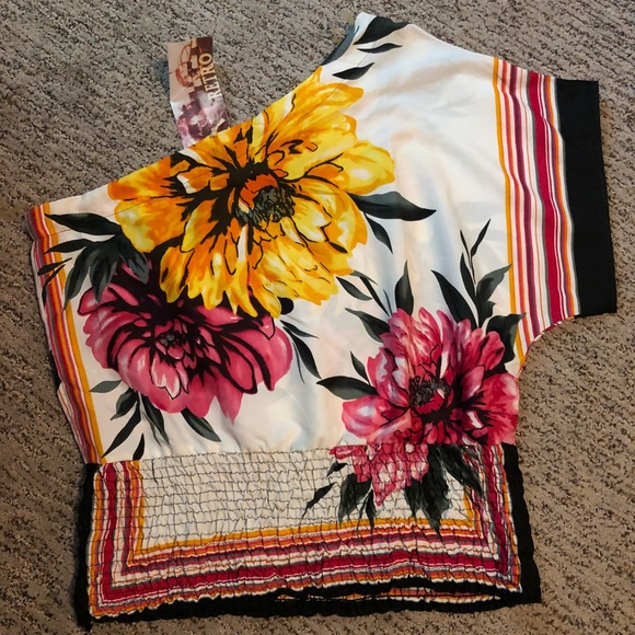 Retro Sport Tops - Floral Top